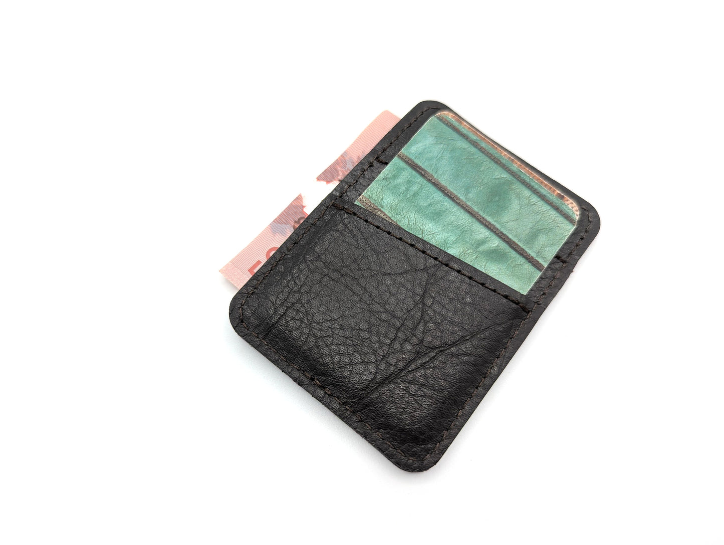 Minimalist Wallet - 2002 Volvo V70 XC