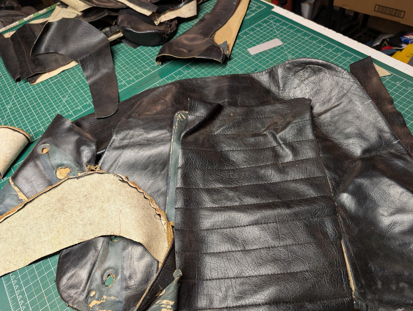 Billfold Wallet - 1975 Ferrari 308 GT4