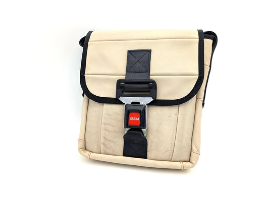 Mini Messenger - 1997 Jaguar Vanden Plas