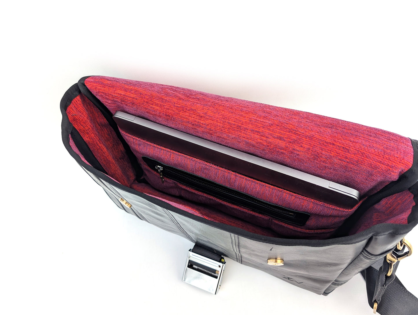 Laptop - 1971 De Tomaso Pantera