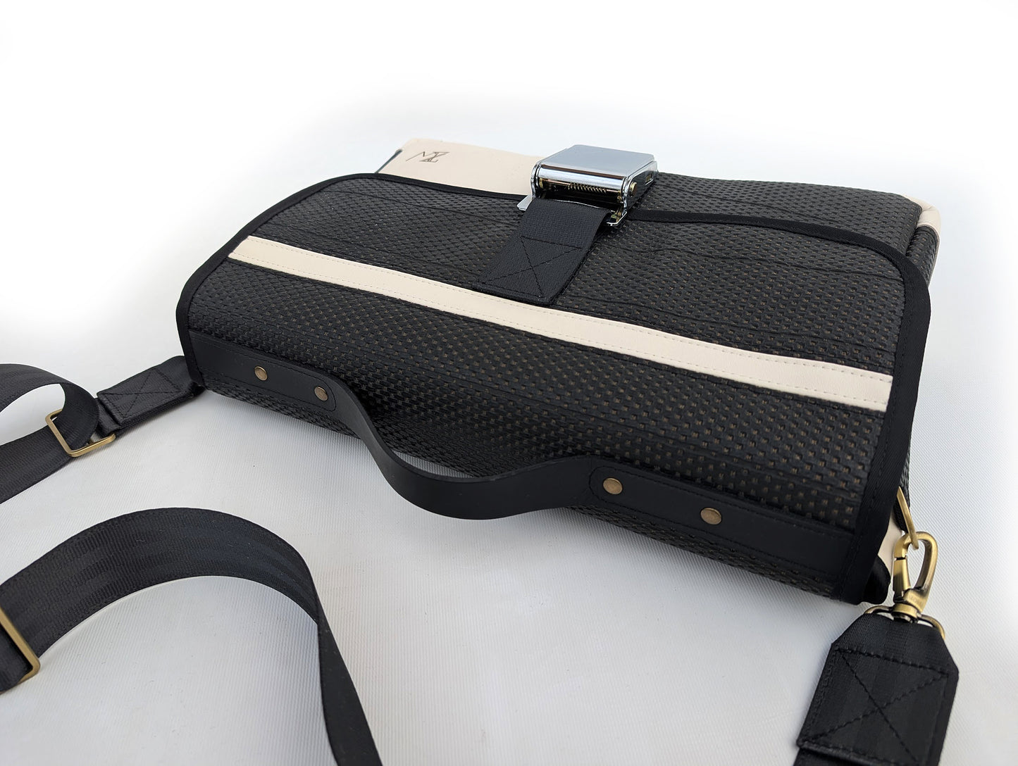 Laptop - 1962 Volkswagen Beetle