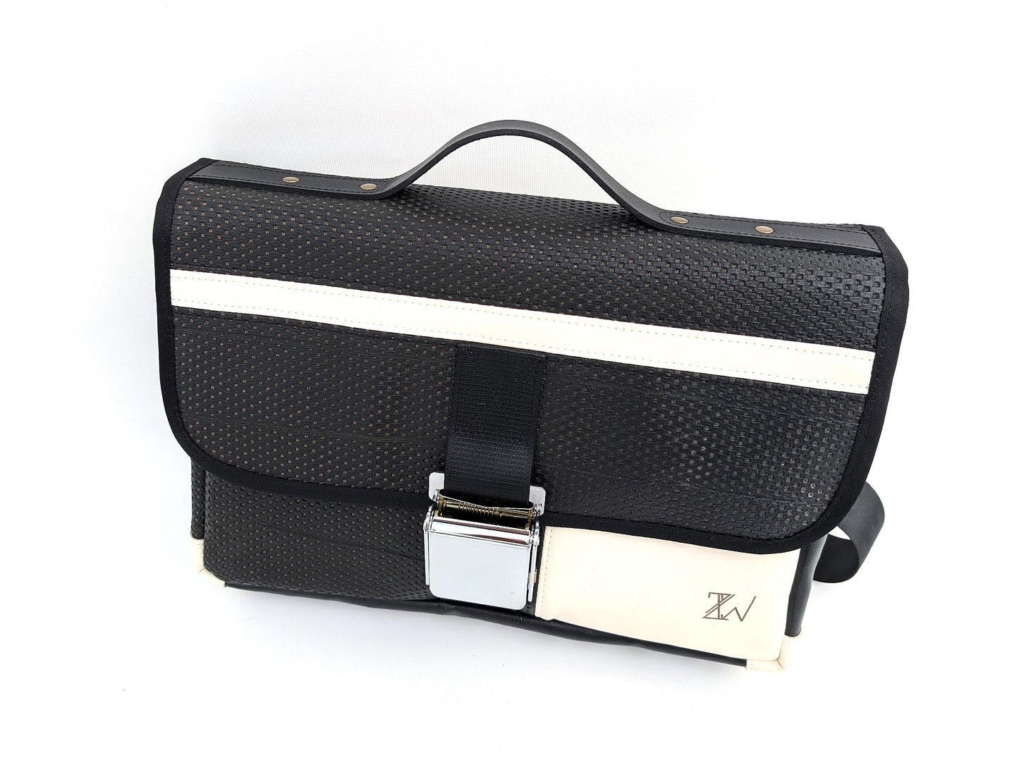 Laptop - 1962 Volkswagen Beetle