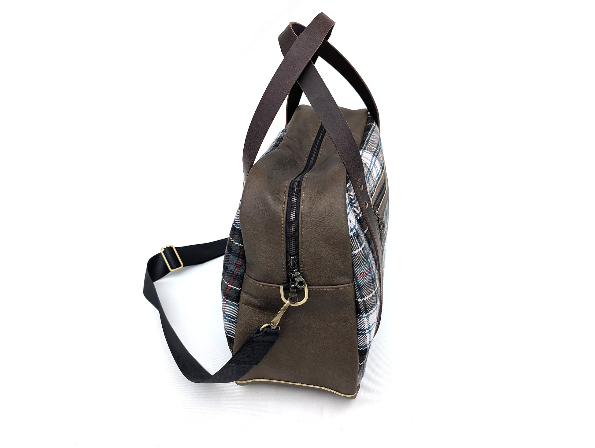 "Code 265" 930 Turbo Weekender - Mackenzie Tartan — detail view
